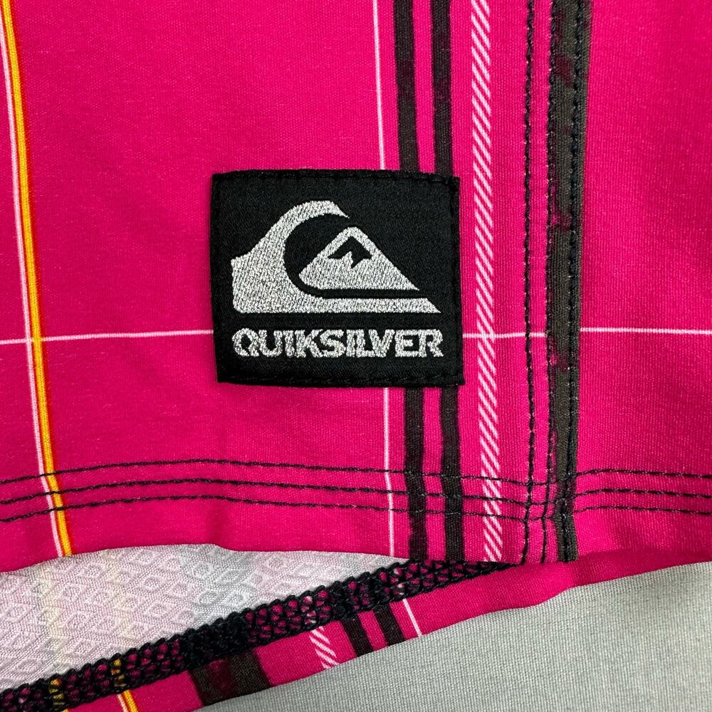 Quiksilver Men’s 30 Cypher Wonderland Board Shorts Stretch Cargo Plaid - Picture 9 of 11